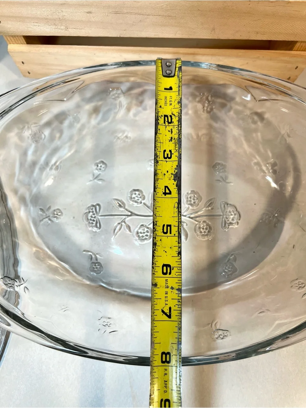 Anchor Hocking “Savannah” Clear Glass Lidded 2-Qt Casserole Dish | Embossed